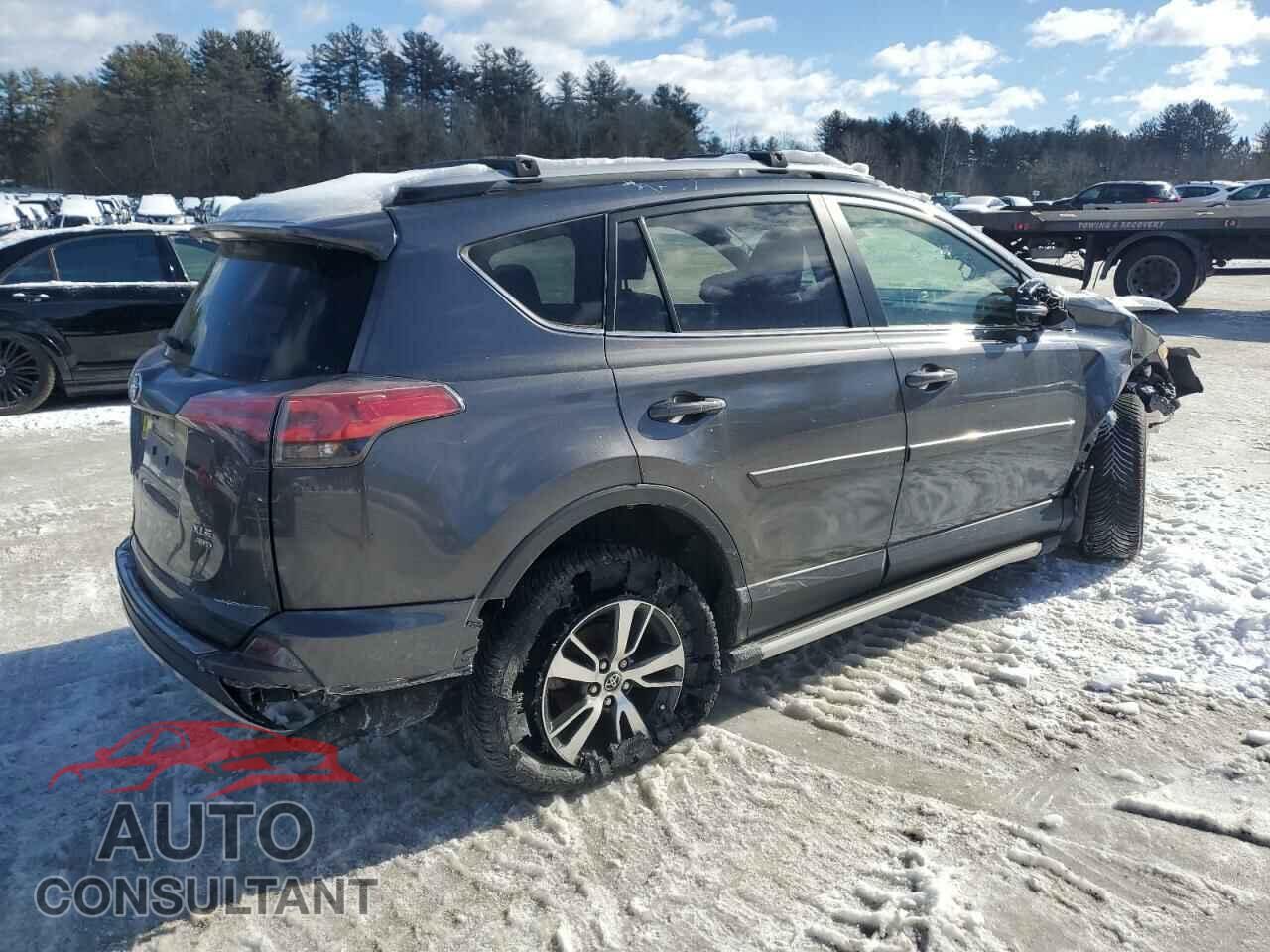 TOYOTA RAV4 2018 - JTMRFREV1JD228551