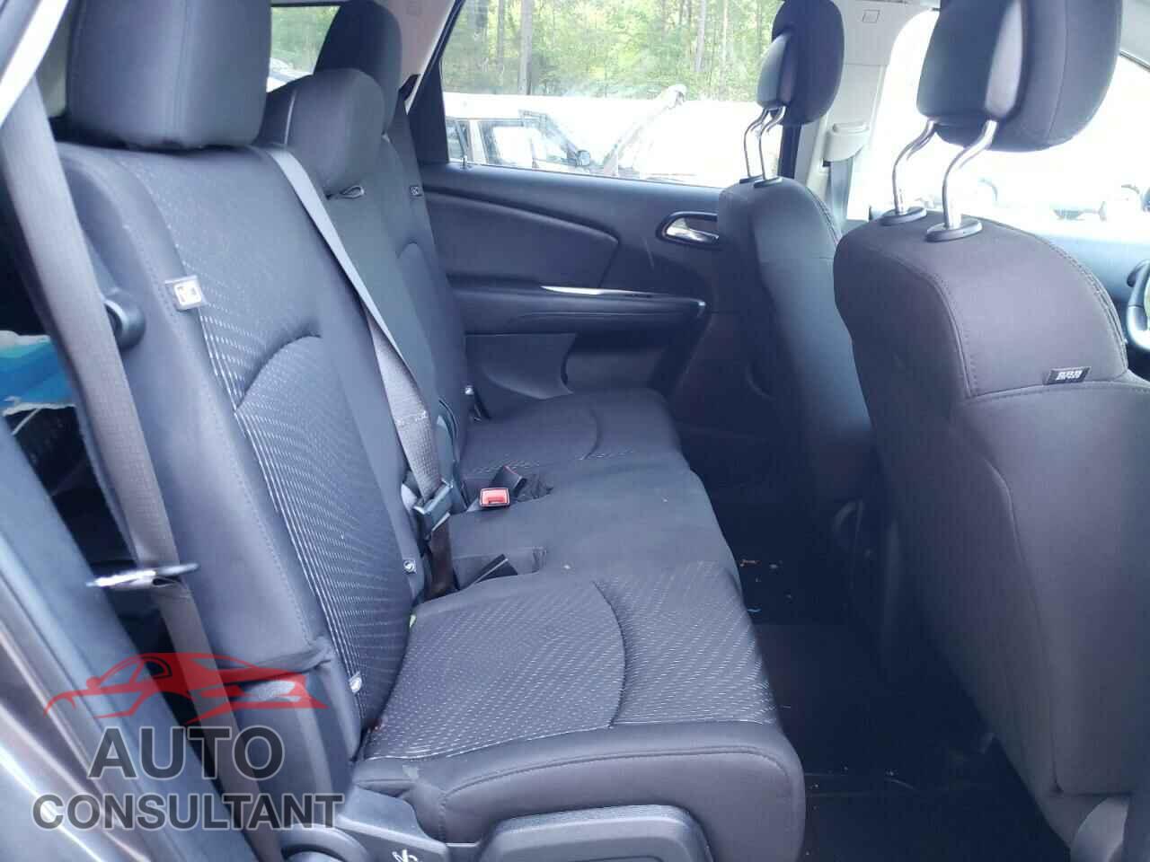 DODGE JOURNEY 2018 - 3C4PDCAB3JT528981