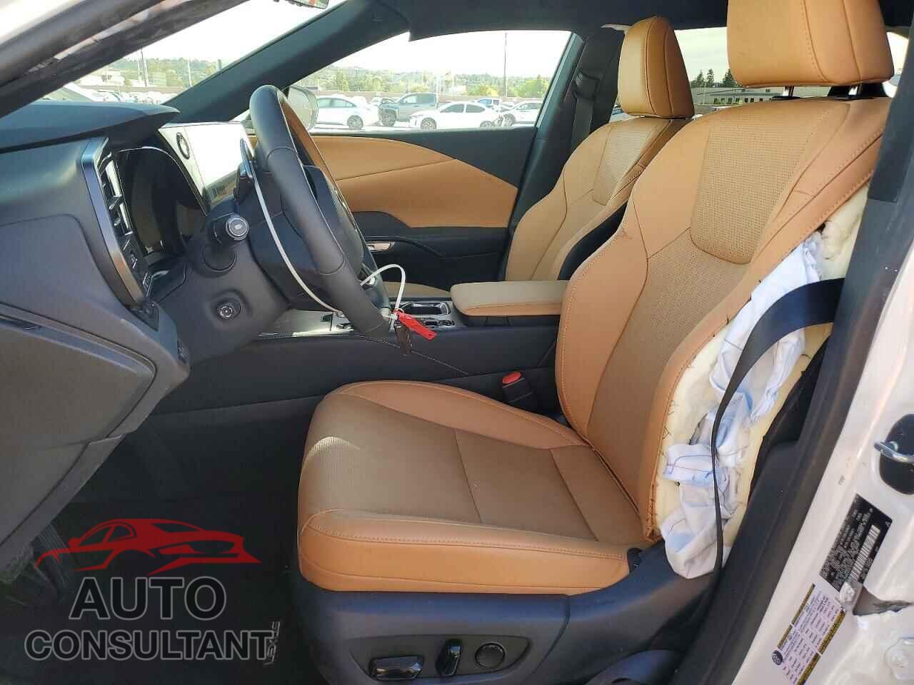 LEXUS UNKNOWN 2025 - 2T2BBMCA5SC104678
