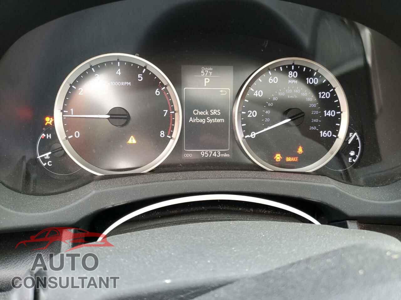 LEXUS IS 2016 - JTHBA1D20G5019103