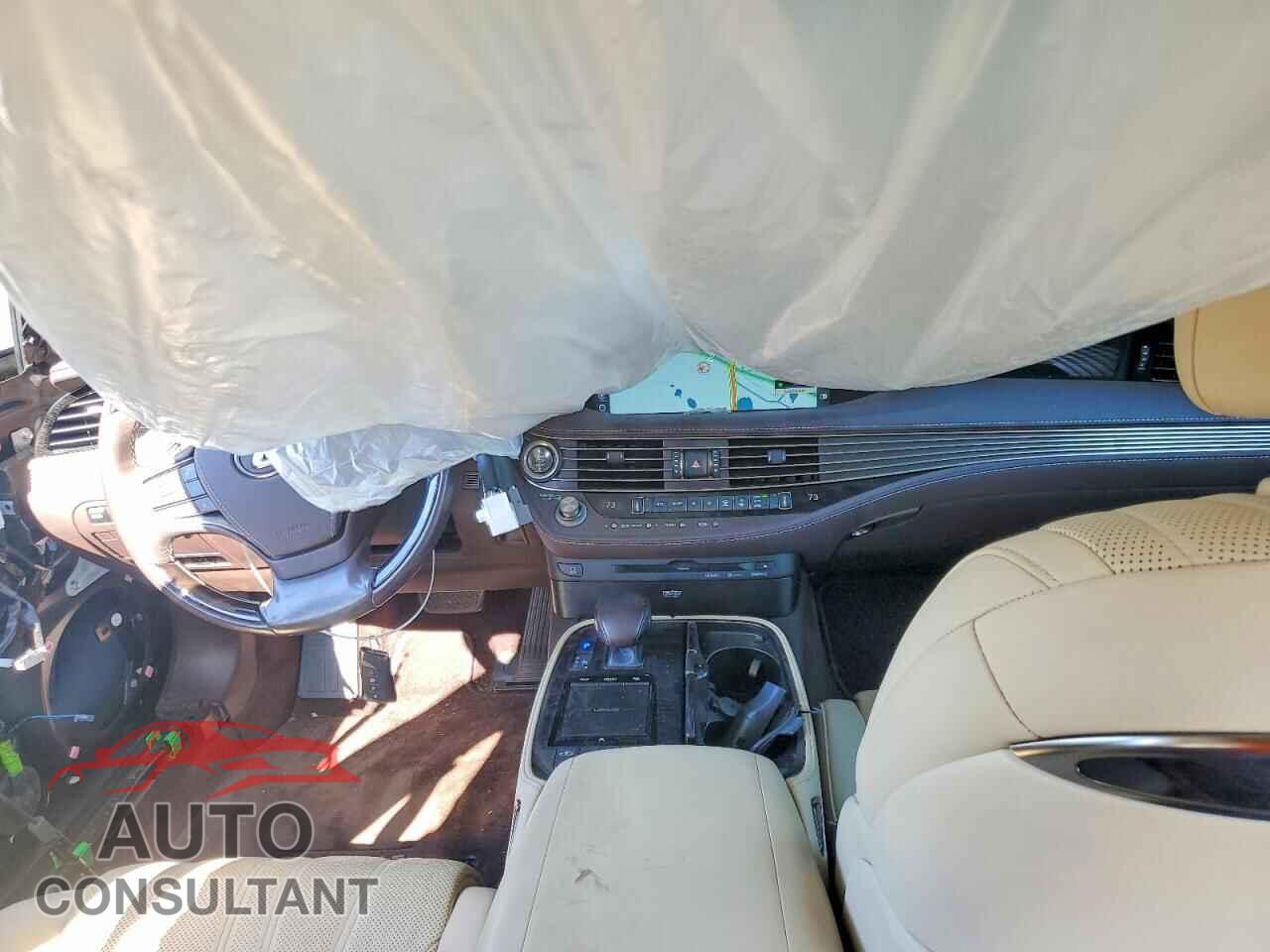 LEXUS LS500 2018 - JTHB5LFF5J5002000