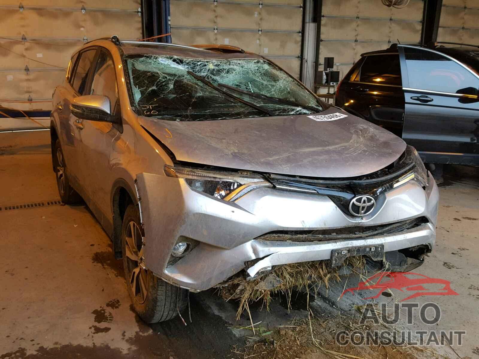 TOYOTA RAV4 XLE 2016 - 2T3RFREV6GW466861