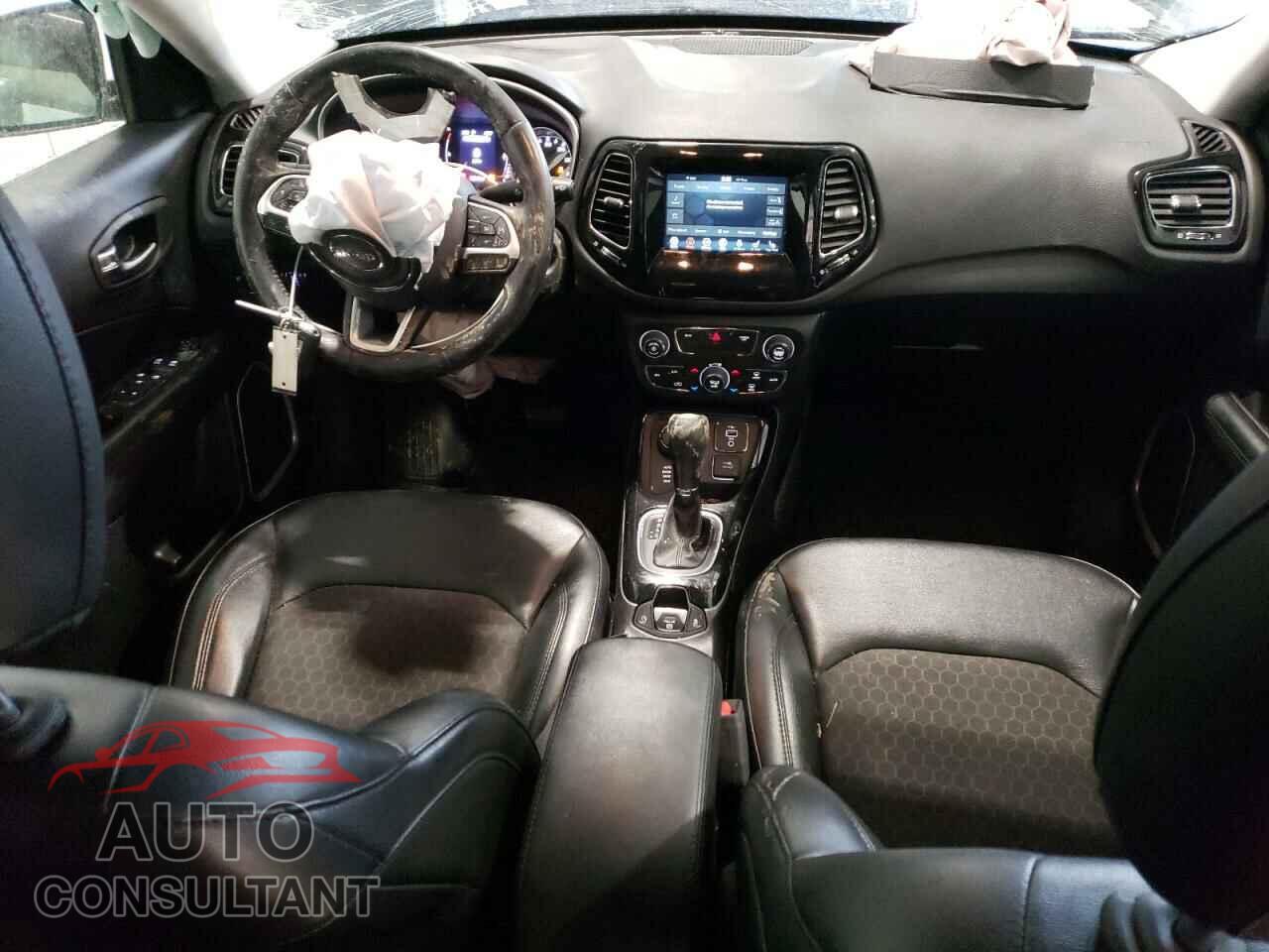 JEEP COMPASS 2020 - 3C4NJDBB0LT100664