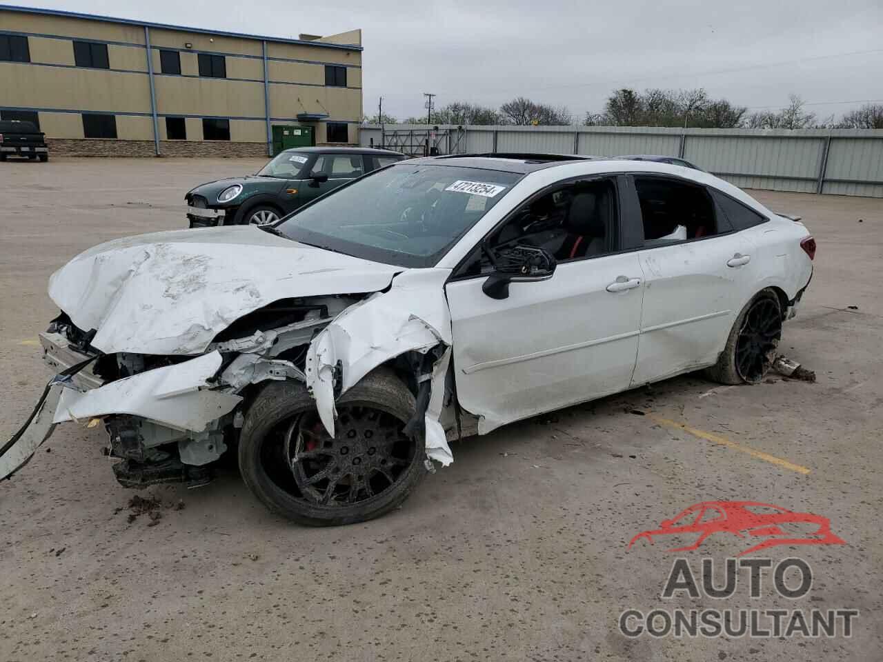 TOYOTA AVALON 2021 - 4T1FZ1FB3MU059519