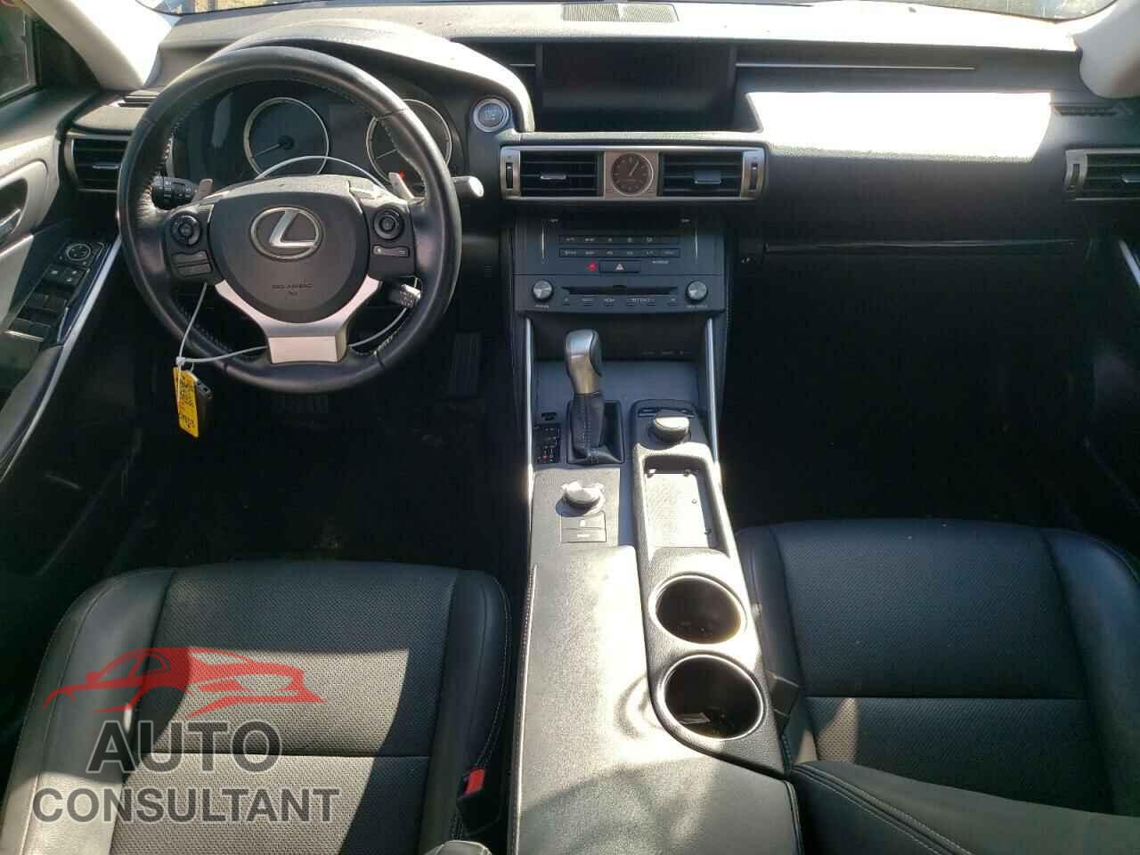 LEXUS IS 2015 - JTHBF1D23F5079103