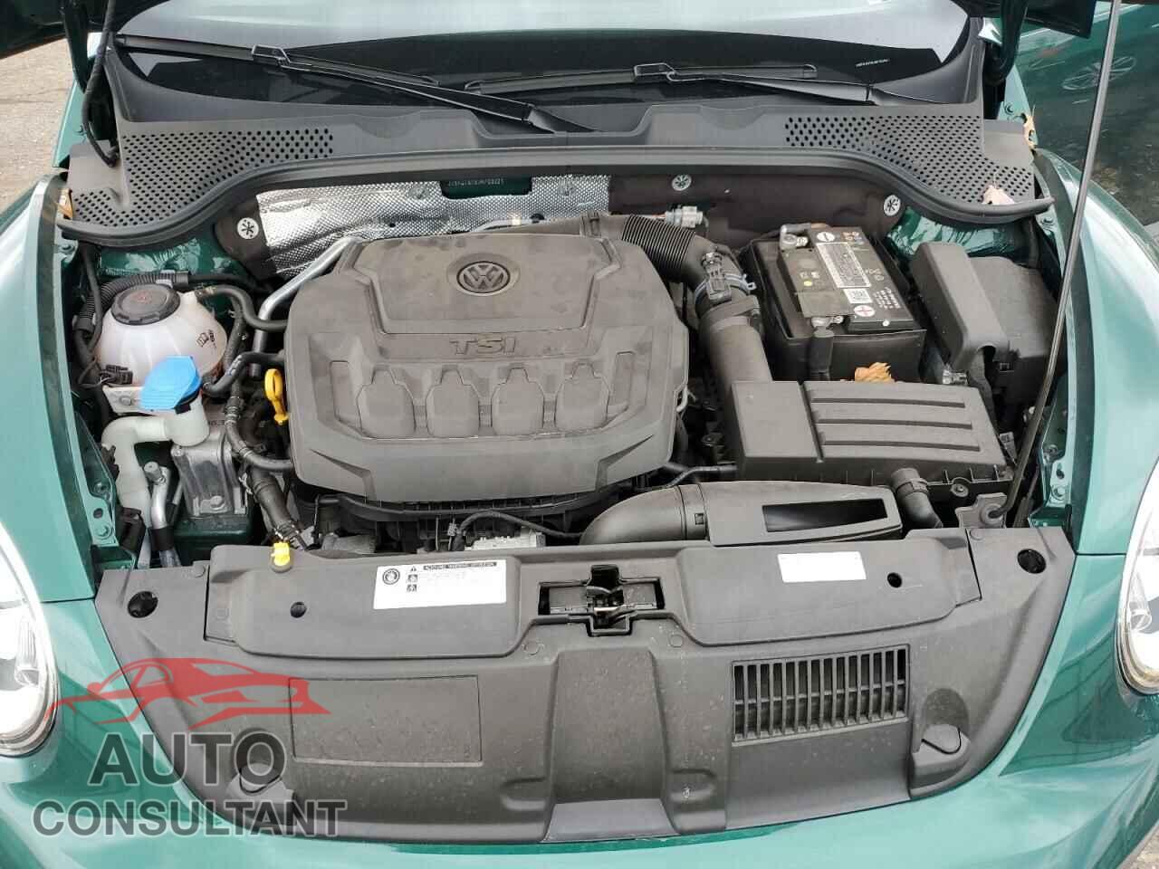 VOLKSWAGEN BEETLE 2018 - 3VWFD7ATXJM703021