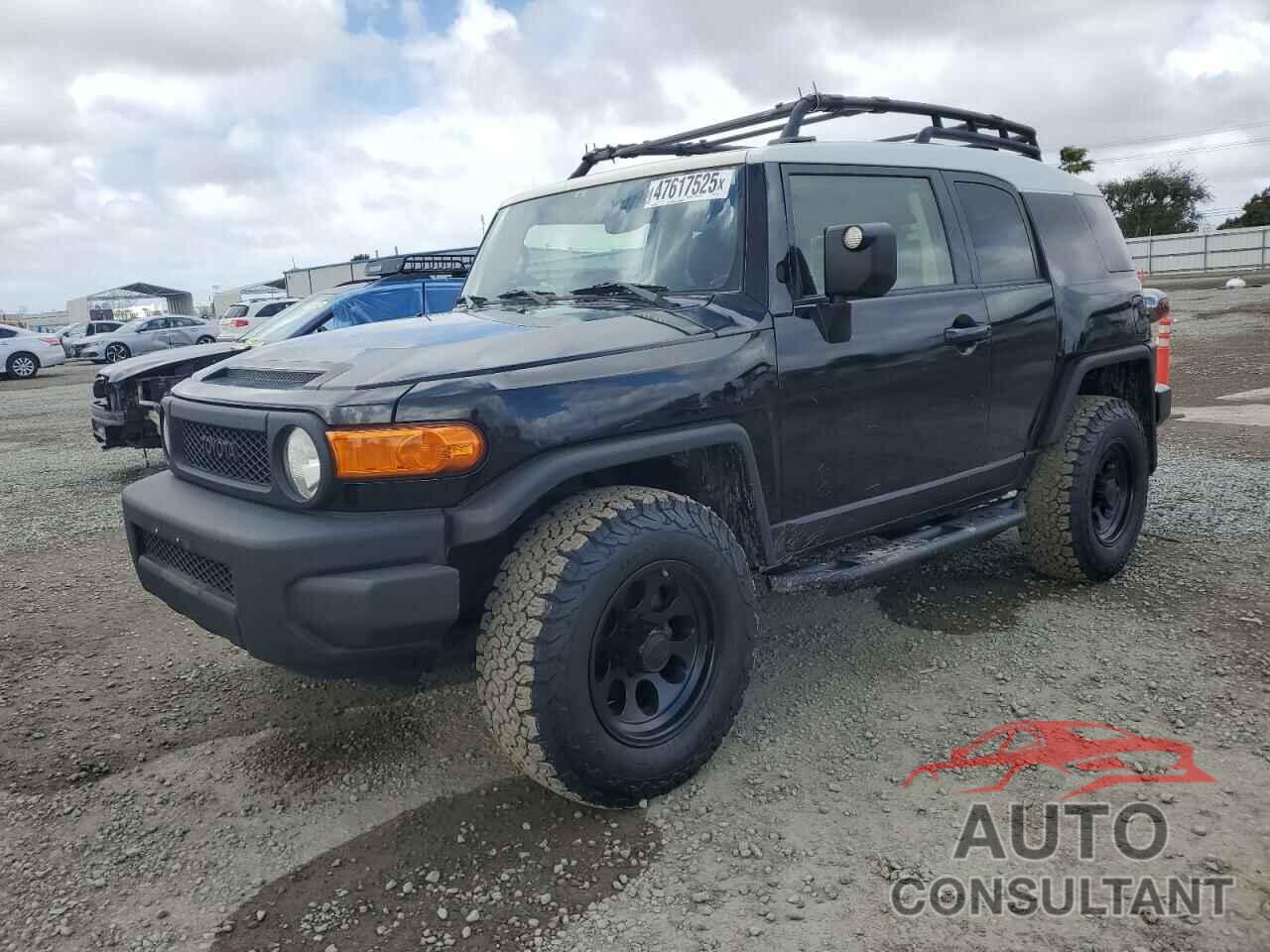 TOYOTA FJ CRUISER 2014 - JTEBU4BF4EK185876