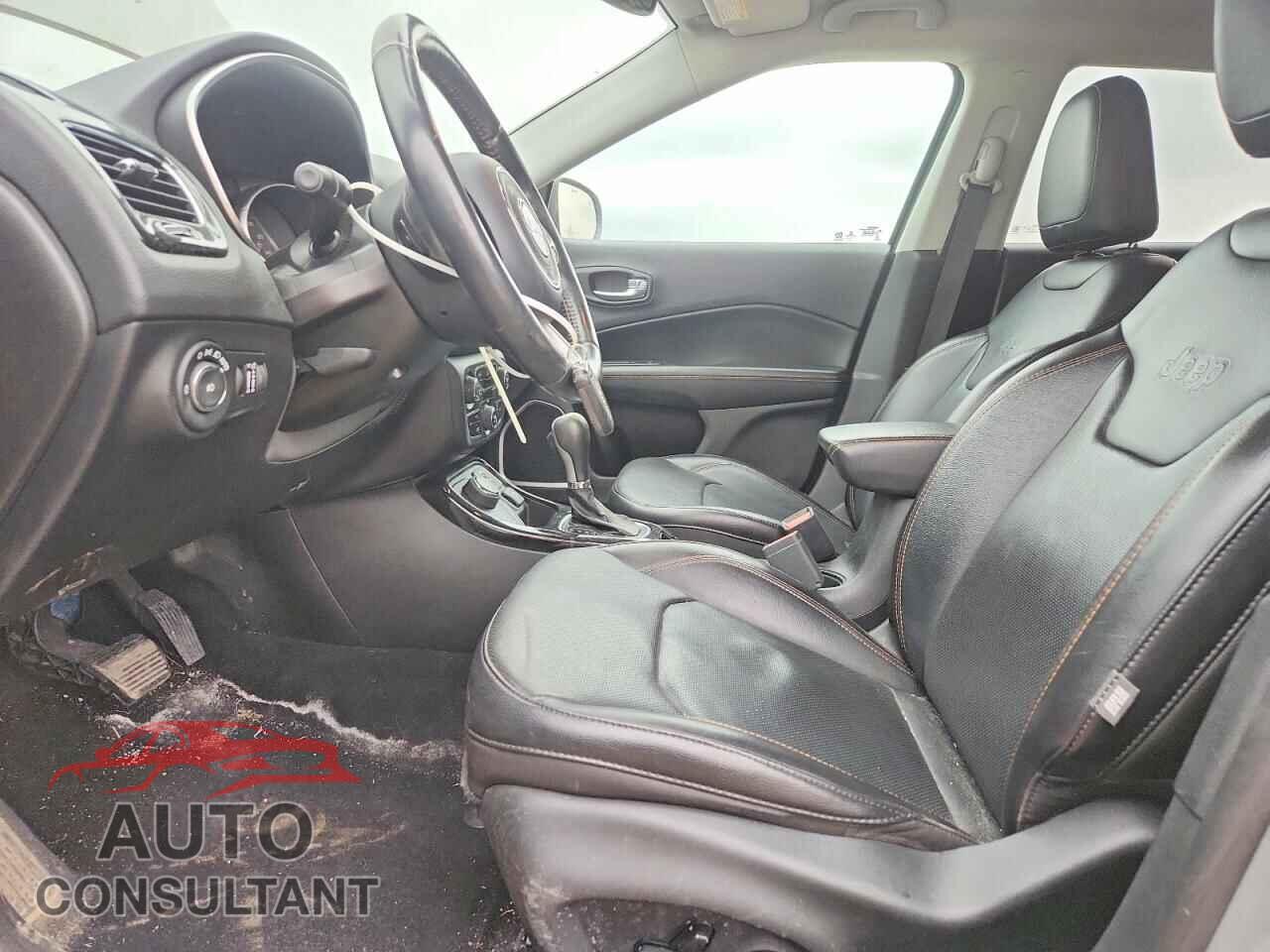 JEEP COMPASS 2020 - 3C4NJDCB3LT110538