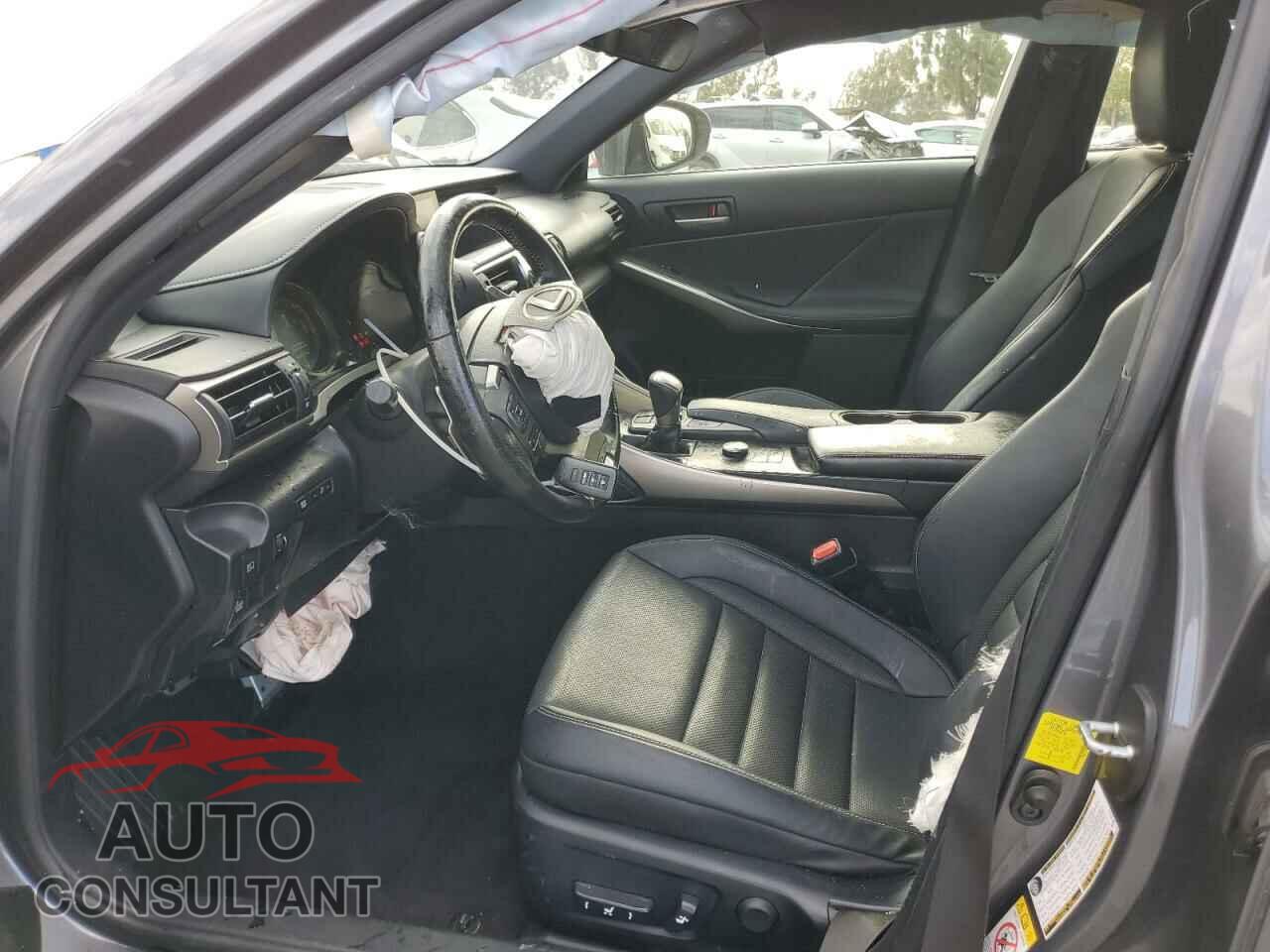 LEXUS IS 2017 - JTHBA1D26H5055945