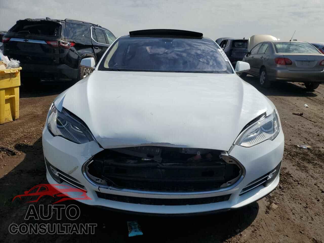TESLA MODEL S 2013 - 5YJSA1CG1DFP22301
