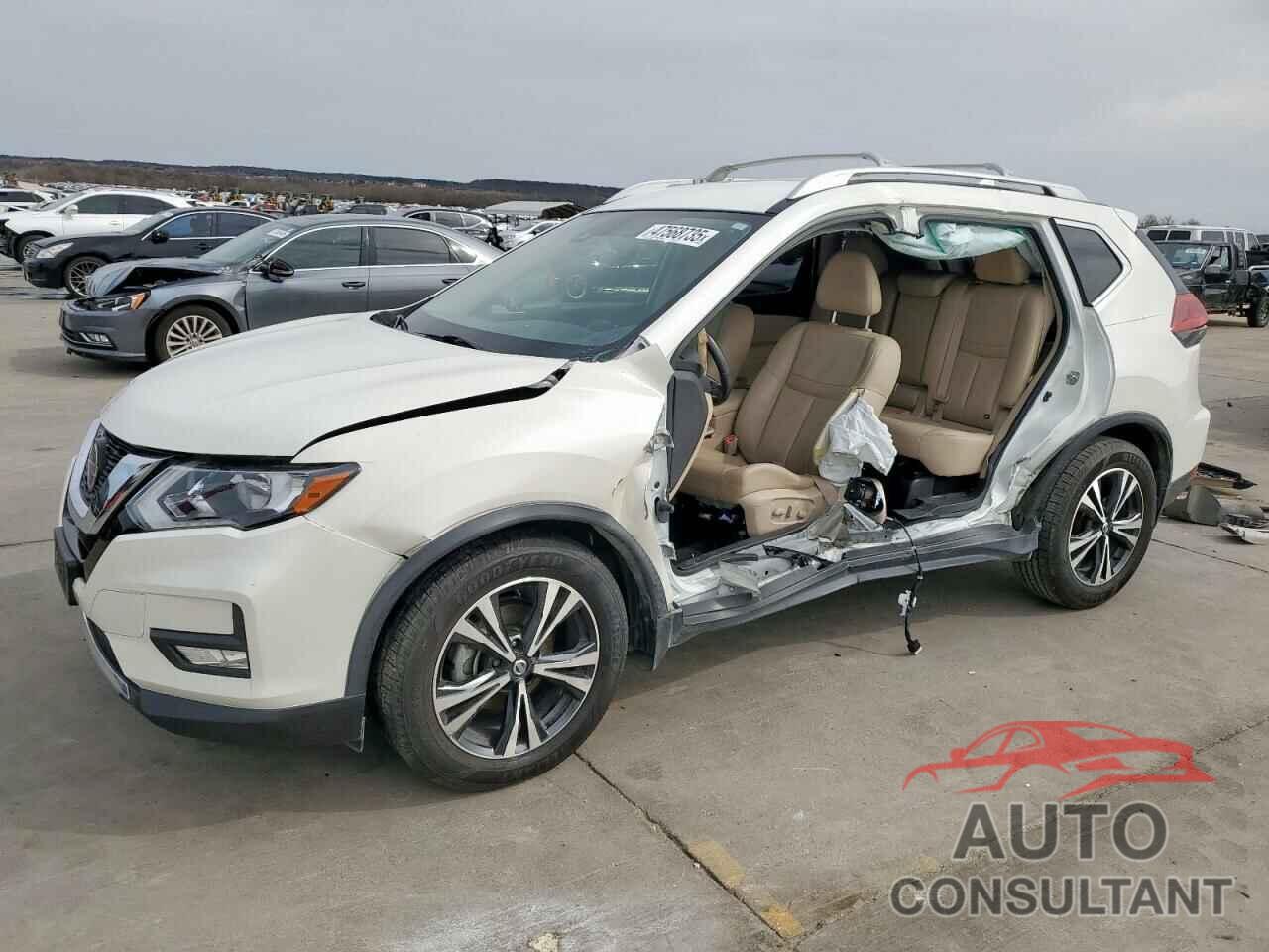 NISSAN ROGUE 2018 - JN8AT2MT0JW452755