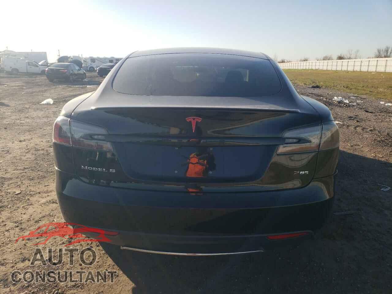 TESLA MODEL S 2013 - 5YJSA1CN0DFP27973