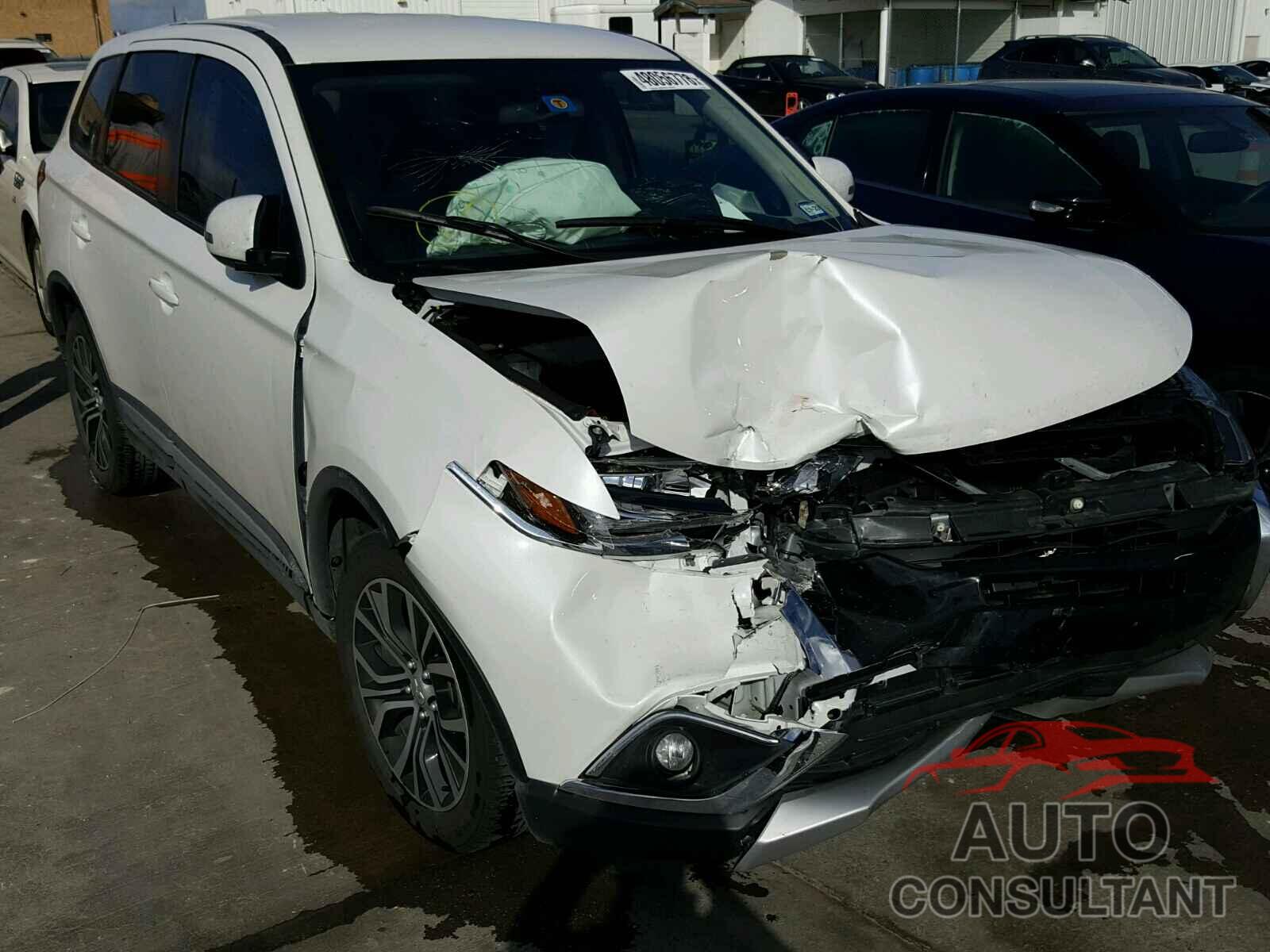 MITSUBISHI OUTLANDER SE 2018 - JA4AD3A35JZ001915