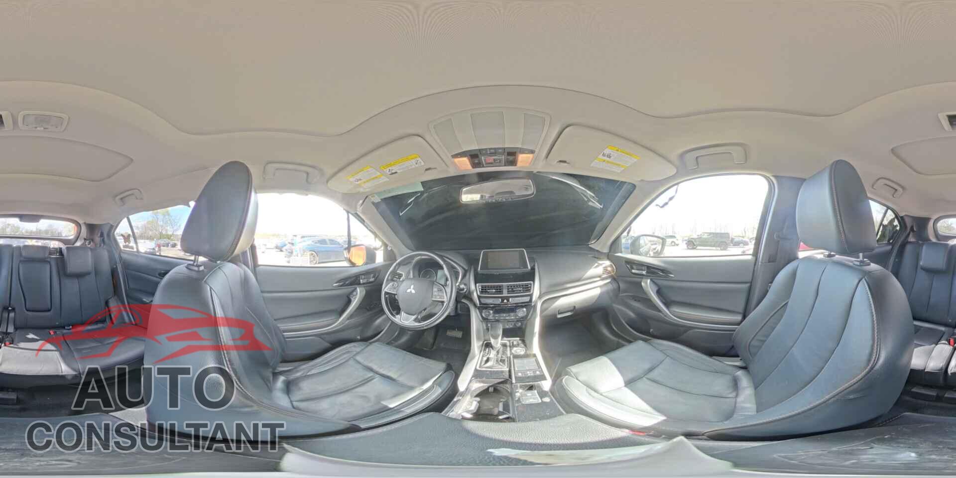 MITSUBISHI ECLIPSE 2018 - JA4AT5AA5JZ048956