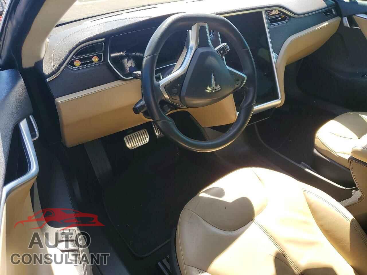 TESLA MODEL S 2014 - 5YJSA1H17EFP40274