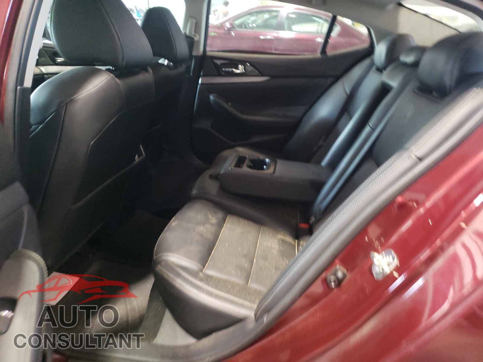 NISSAN MAXIMA 2017 - 1N4AA6AP6HC363872