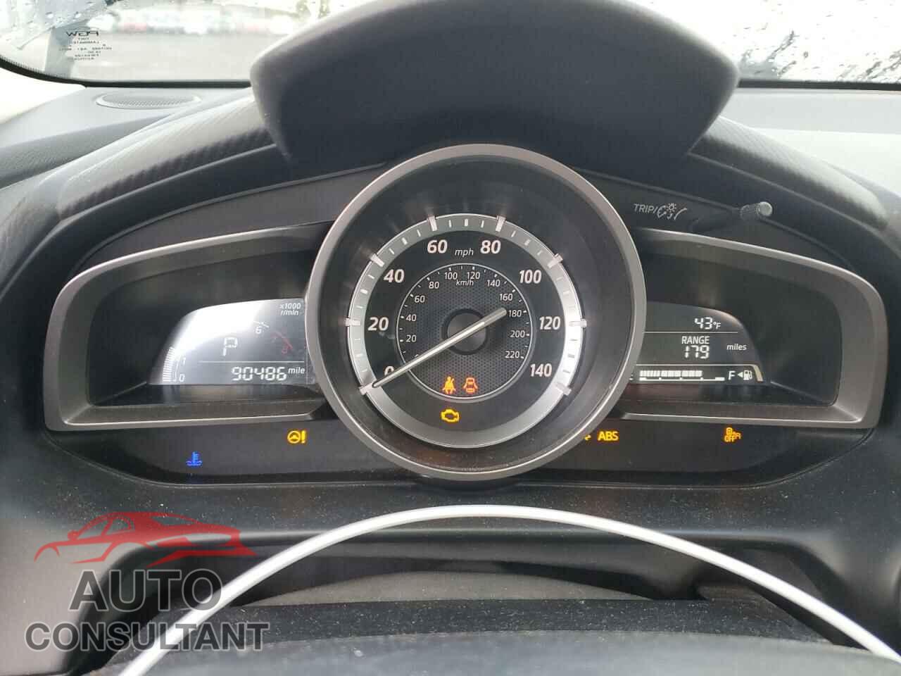MAZDA CX-3 2017 - JM1DKFC74H0176455