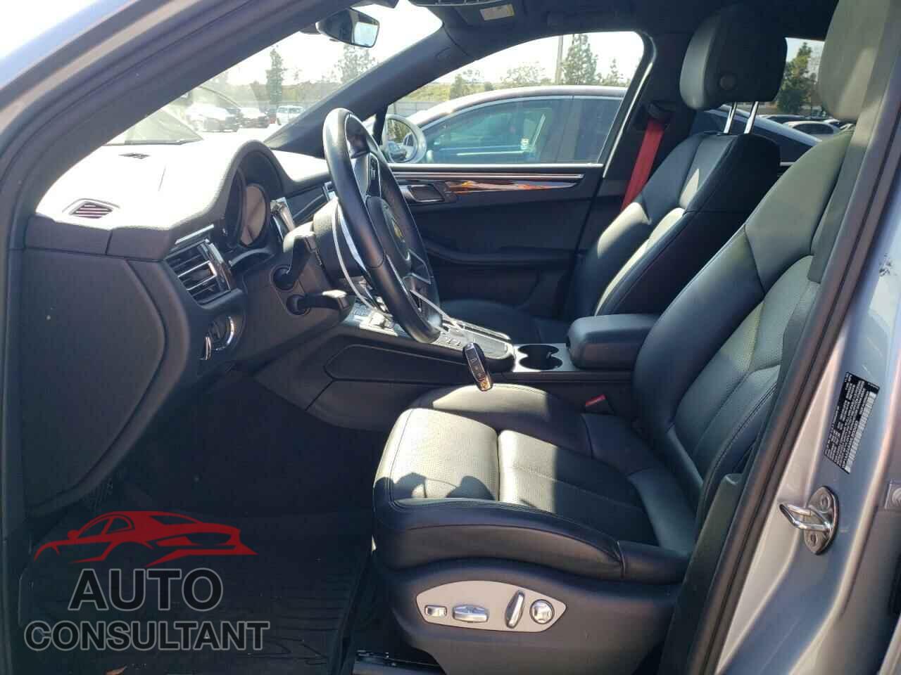 PORSCHE MACAN 2021 - WP1AA2A54MLB00483