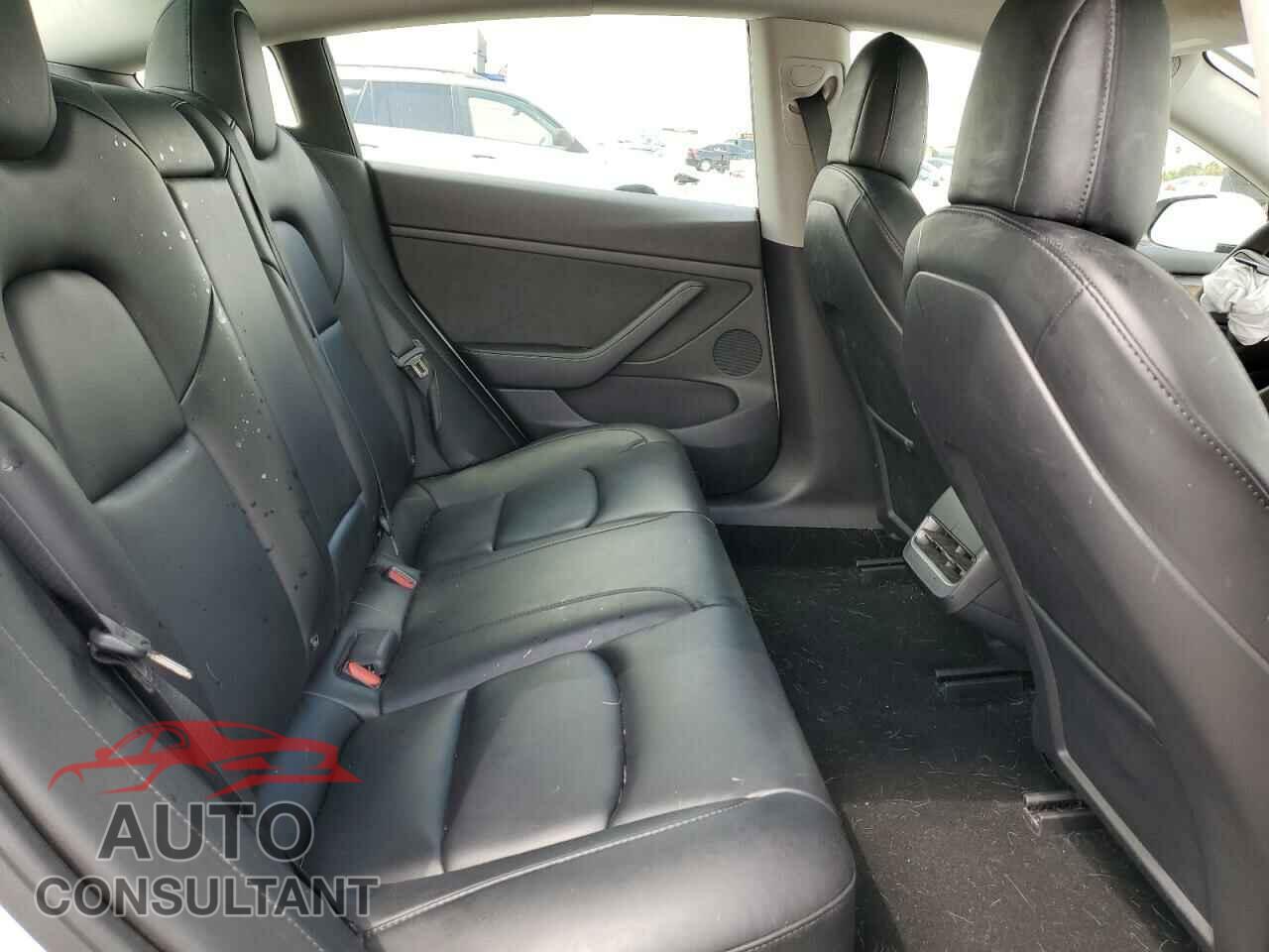 TESLA MODEL 3 2022 - 5YJ3E1EA2NF243047