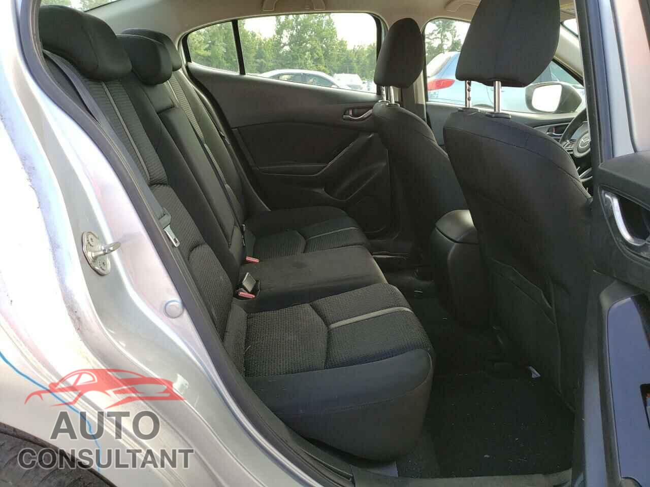 MAZDA 3 2017 - 3MZBN1U79HM134079