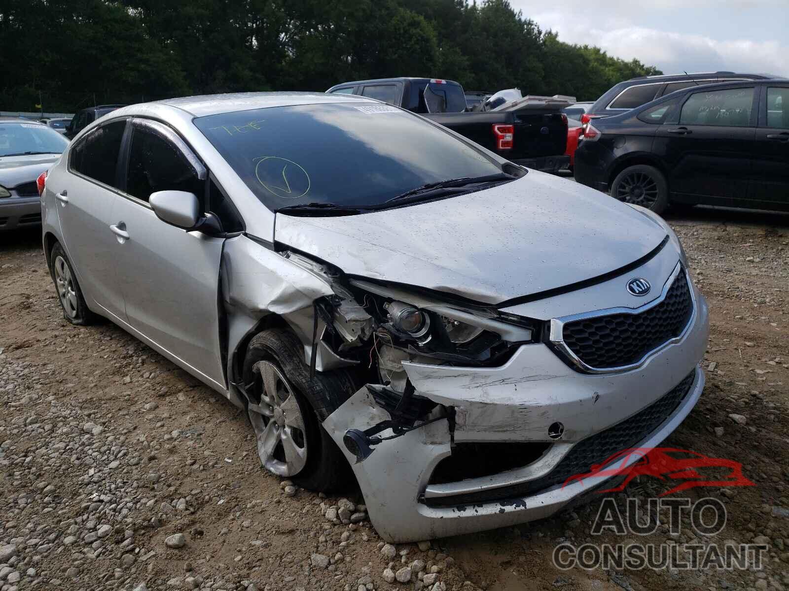 KIA FORTE 2016 - KNAFK4A65G5536242