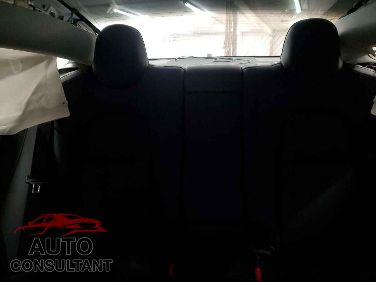 TESLA MODEL 3 2020 - 5YJ3E1EA7LF660306