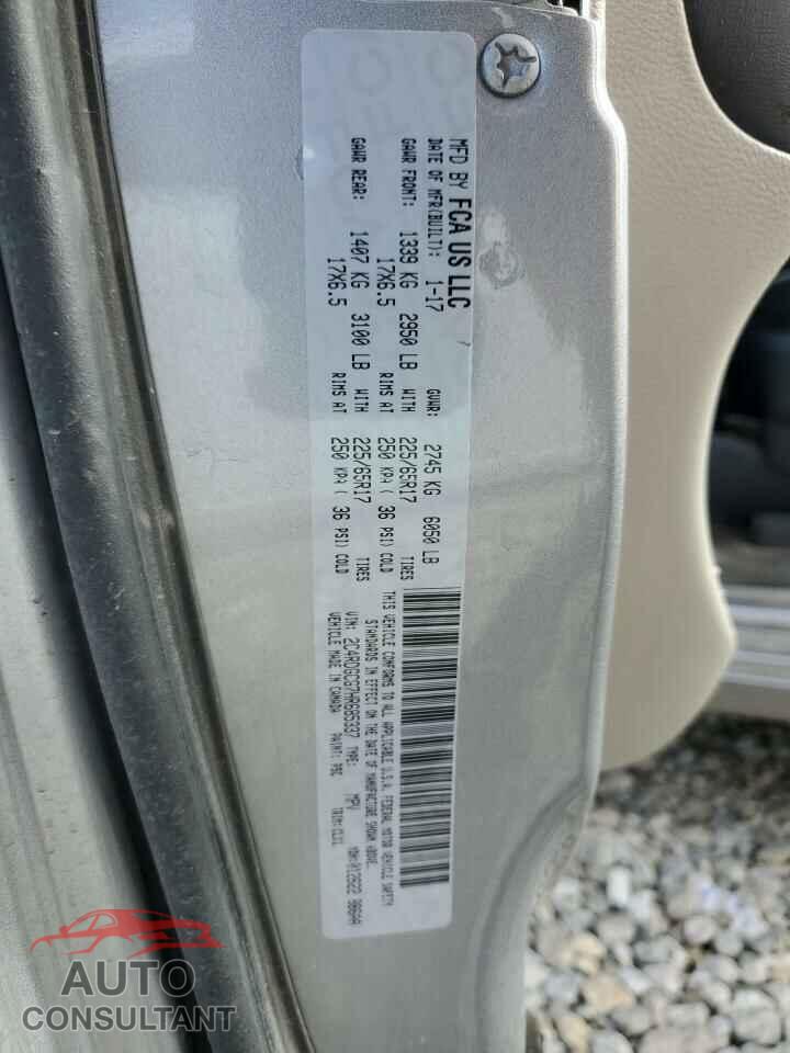 DODGE CARAVAN 2017 - 2C4RDGCG7HR685337