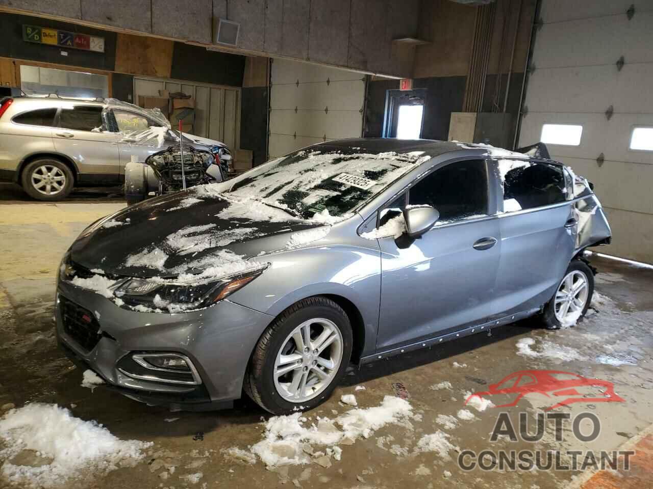 CHEVROLET CRUZE 2018 - 1G1BE5SM4J7167857
