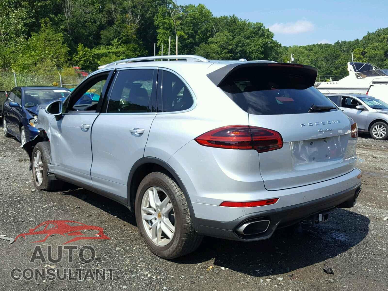 PORSCHE CAYENNE 2016 - WP1AA2A2XGKA08908