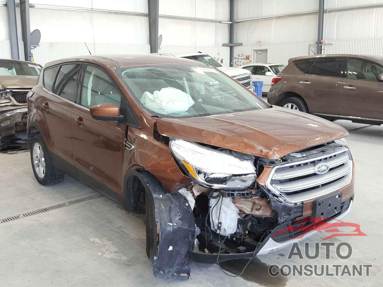 FORD ESCAPE 2017 - 1FMCU0G95HUC52607