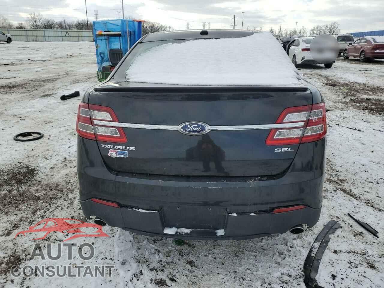 FORD TAURUS 2015 - 1FAHP2E88FG181069