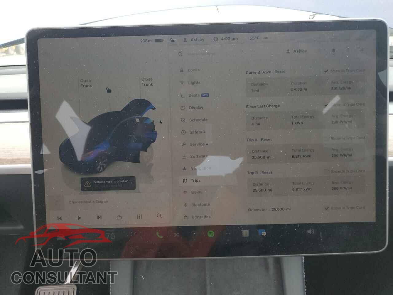 TESLA MODEL Y 2023 - 7SAYGDEE4PA162607