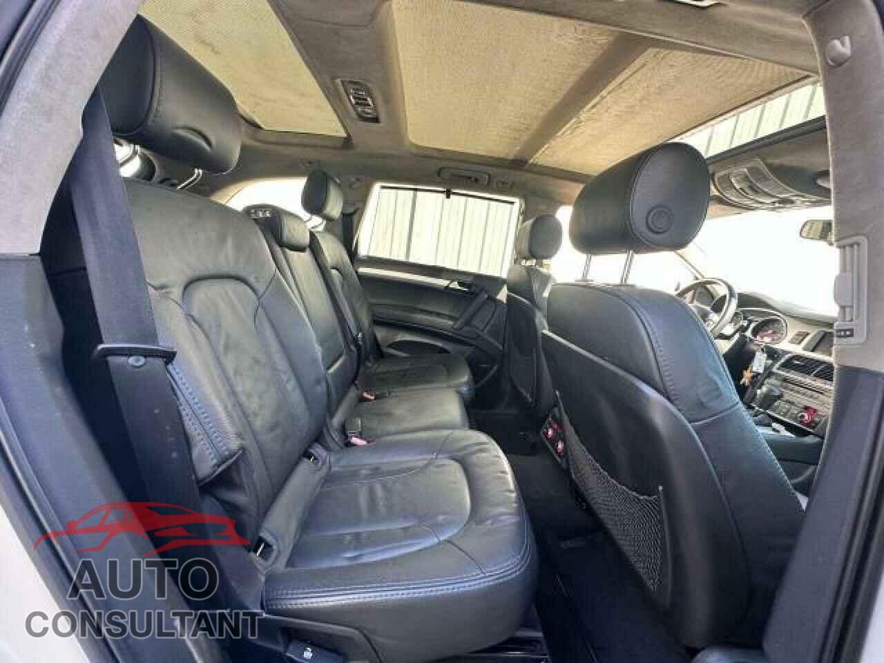 AUDI Q7 2009 - WA1CV74L59D015878