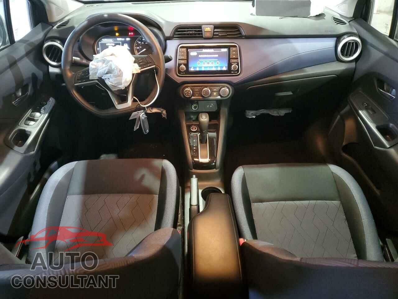 NISSAN VERSA 2023 - 3N1CN8EV2PL839617