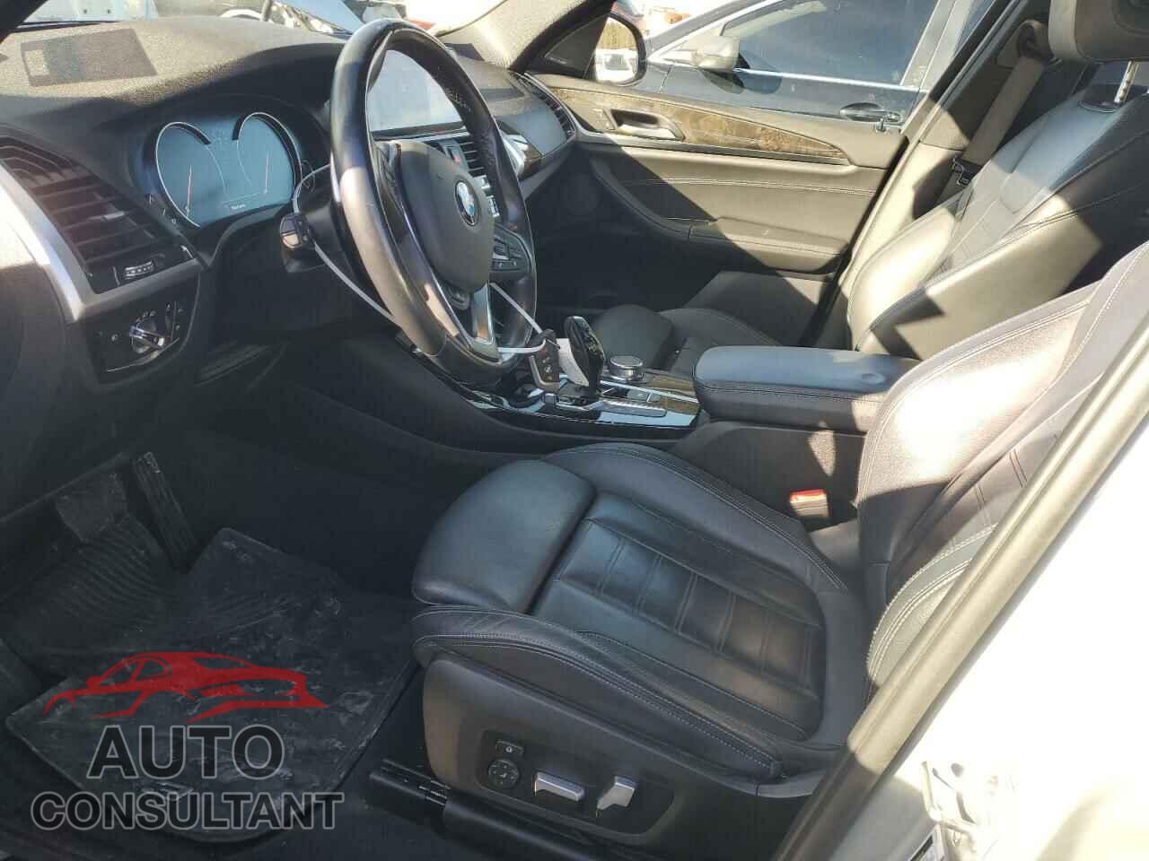 BMW X3 2018 - 5UXTR9C52JLD70477