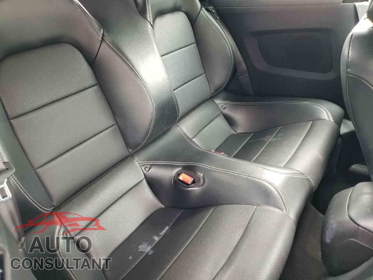 FORD MUSTANG 2020 - 1FATP8UH4L5111798