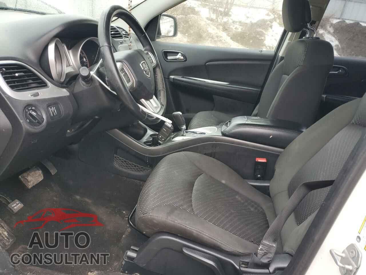 DODGE JOURNEY 2015 - 3C4PDCAB9FT700051