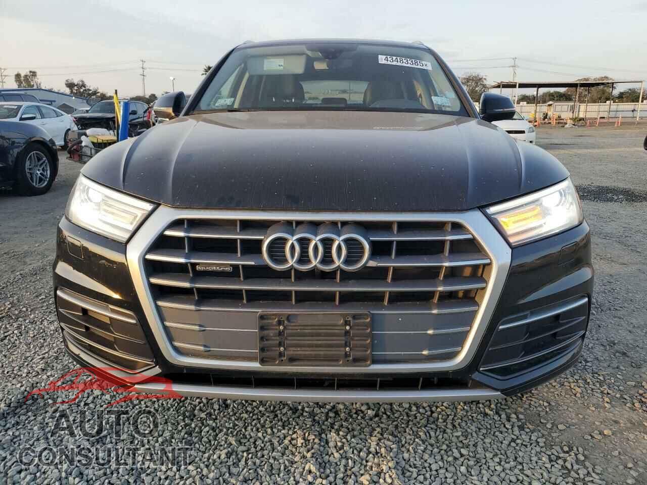 AUDI Q5 2018 - WA1ANAFY4J2013584