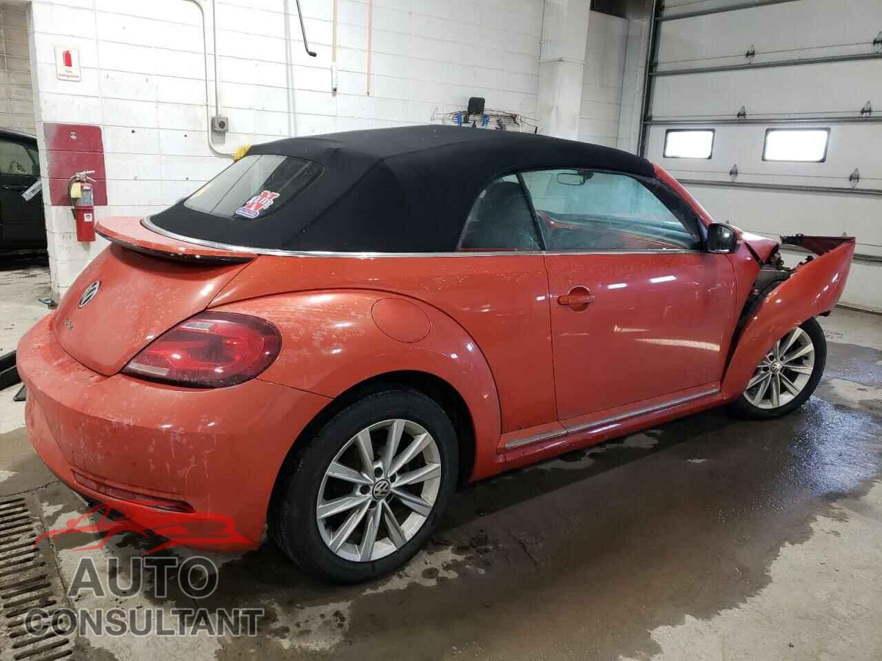 VOLKSWAGEN BEETLE 2019 - 3VW5DAAT3KM509425