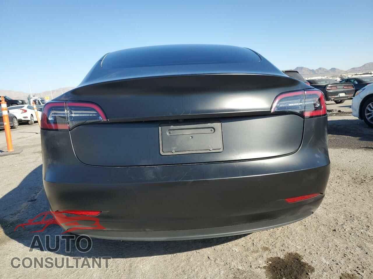 TESLA MODEL 3 2022 - 5YJ3E1EB6NF125950
