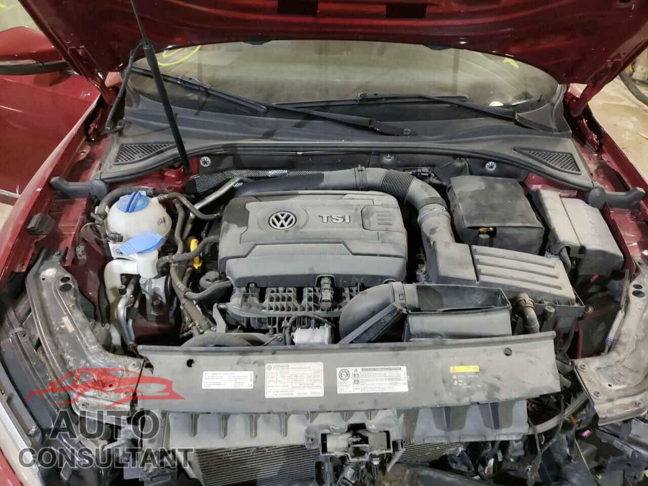 VOLKSWAGEN PASSAT 2017 - 1VWCT7A33HC064823