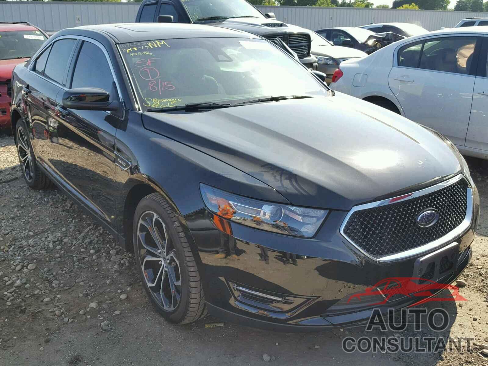 FORD TAURUS 2018 - 1FAHP2KT3JG108855