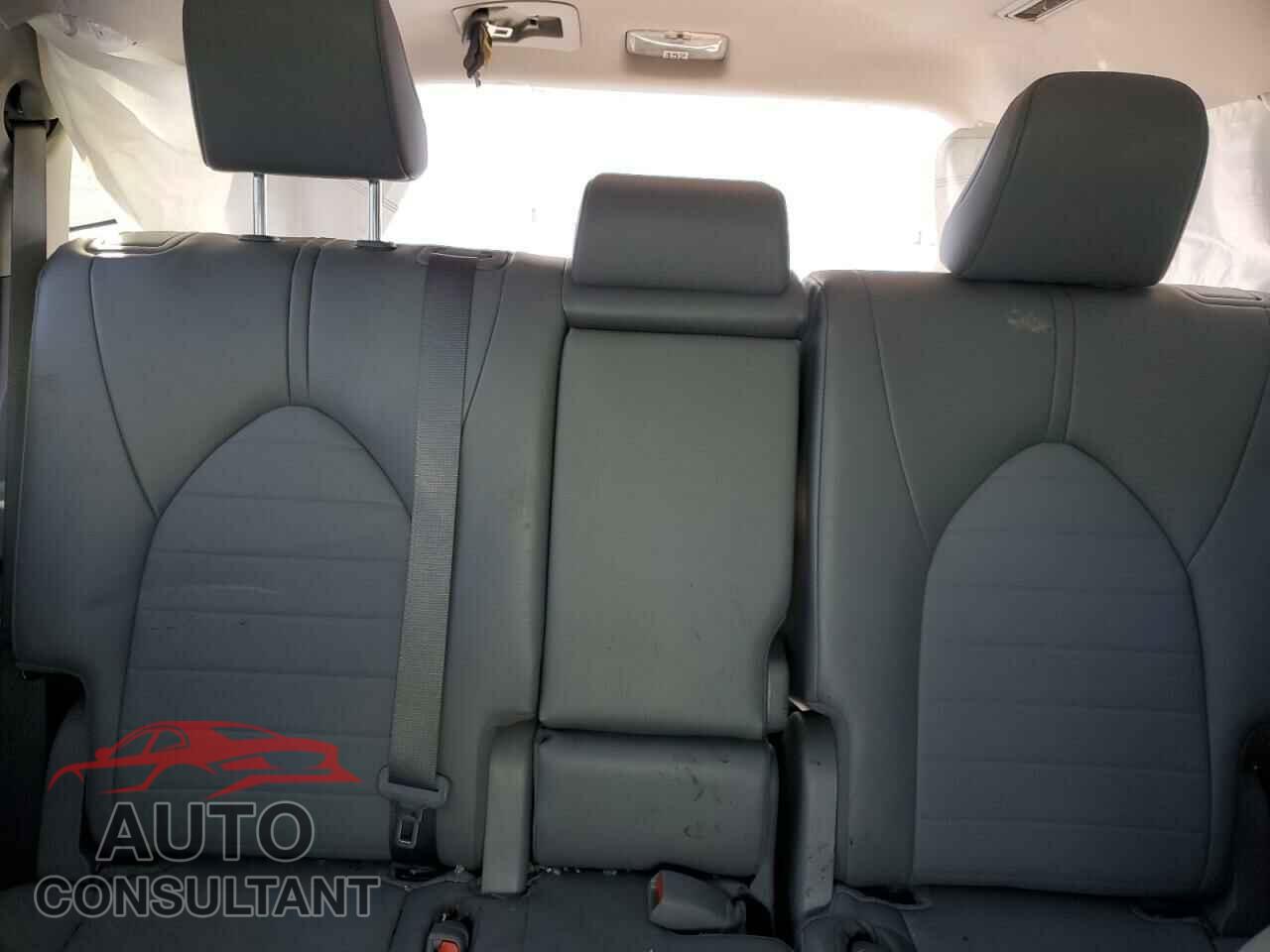 TOYOTA HIGHLANDER 2023 - 5TDKDRBH7PS024503