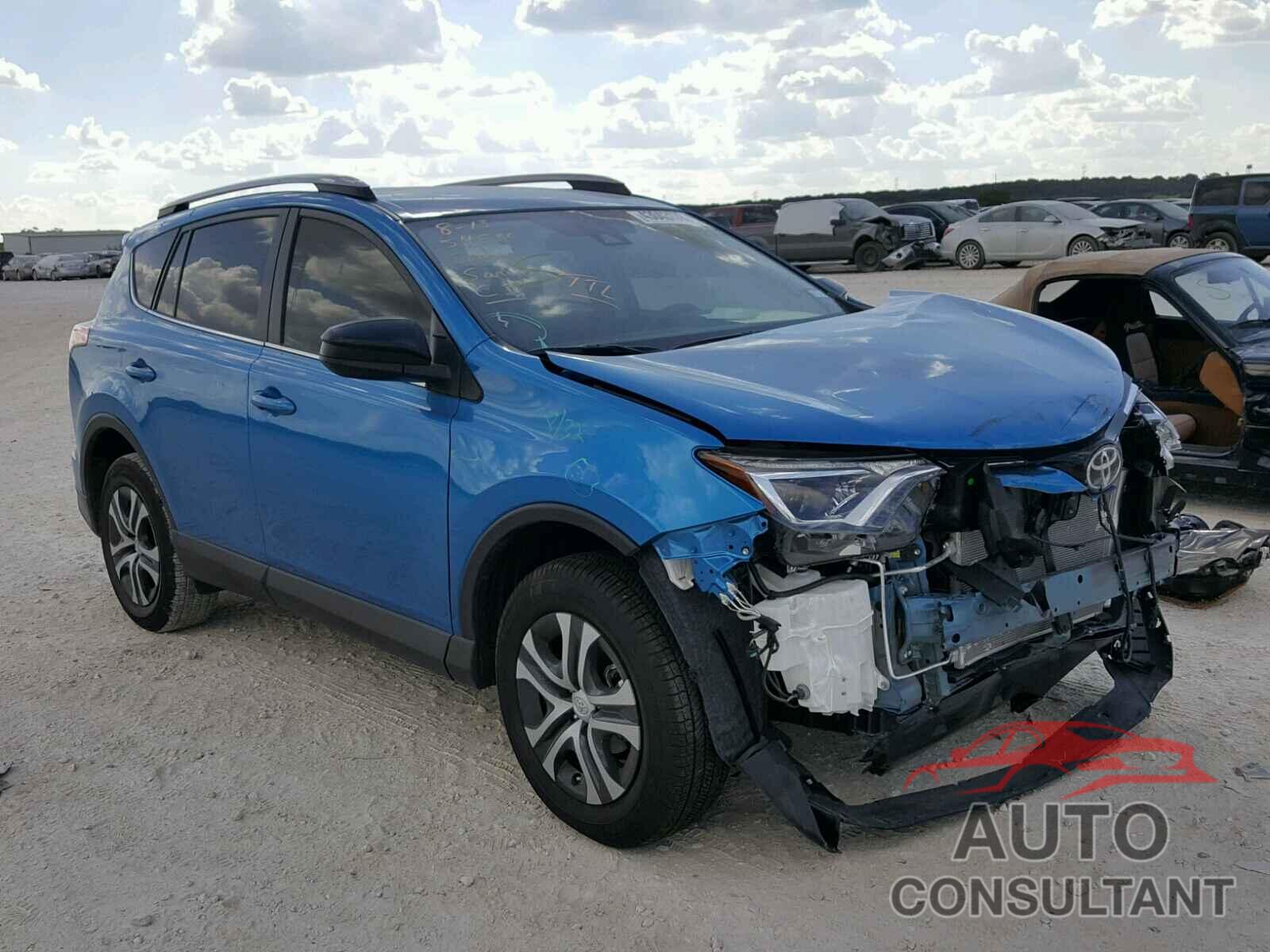 TOYOTA RAV4 LE 2018 - JTMZFREV7JJ743457