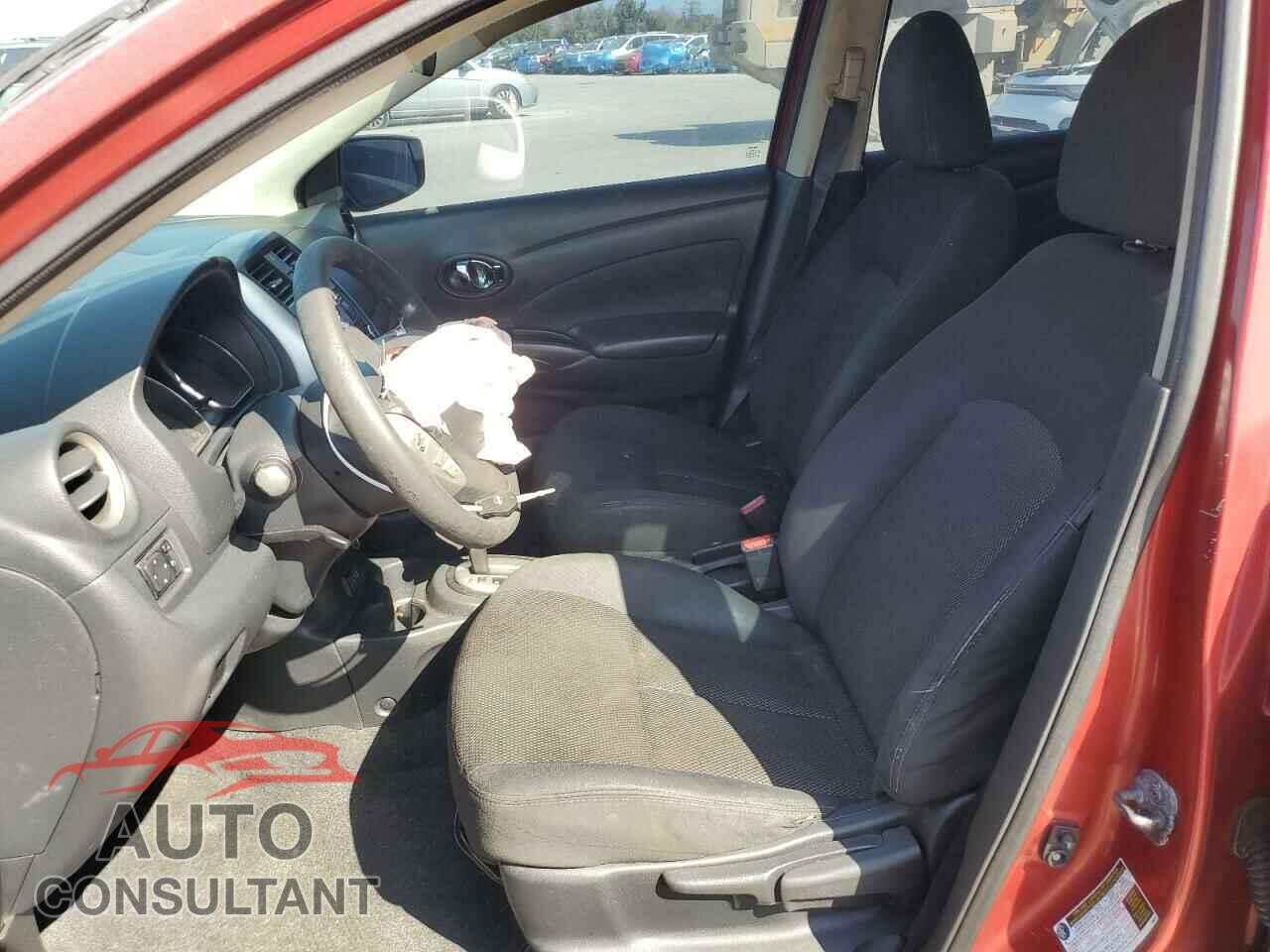 NISSAN VERSA 2017 - 3N1CN7AP4HL814284