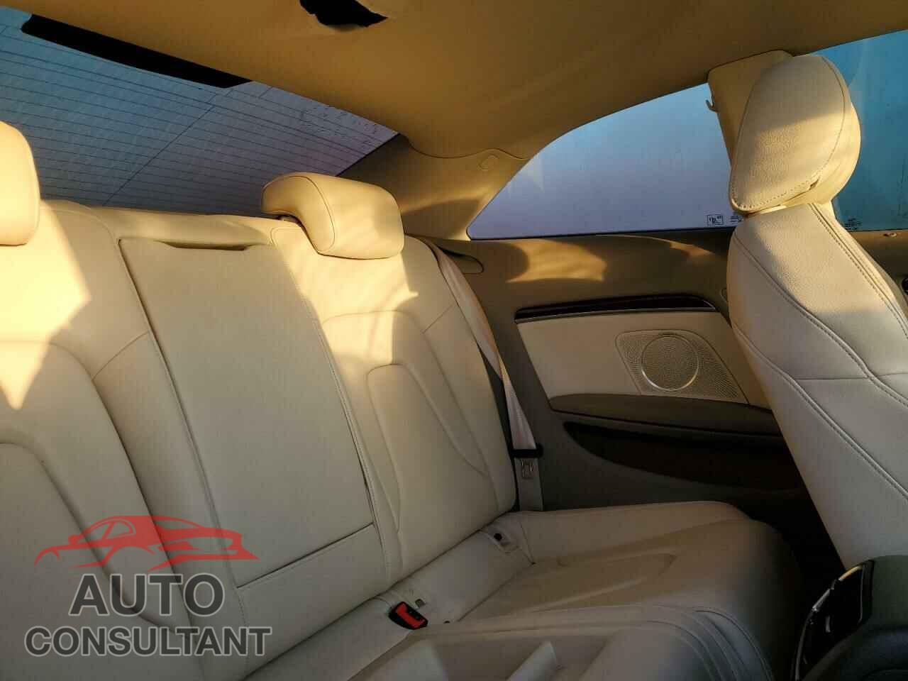 AUDI A5 2011 - WAULFAFR6BA011506
