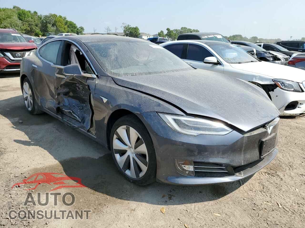 TESLA MODEL S 2021 - 5YJSA1E26MF424053