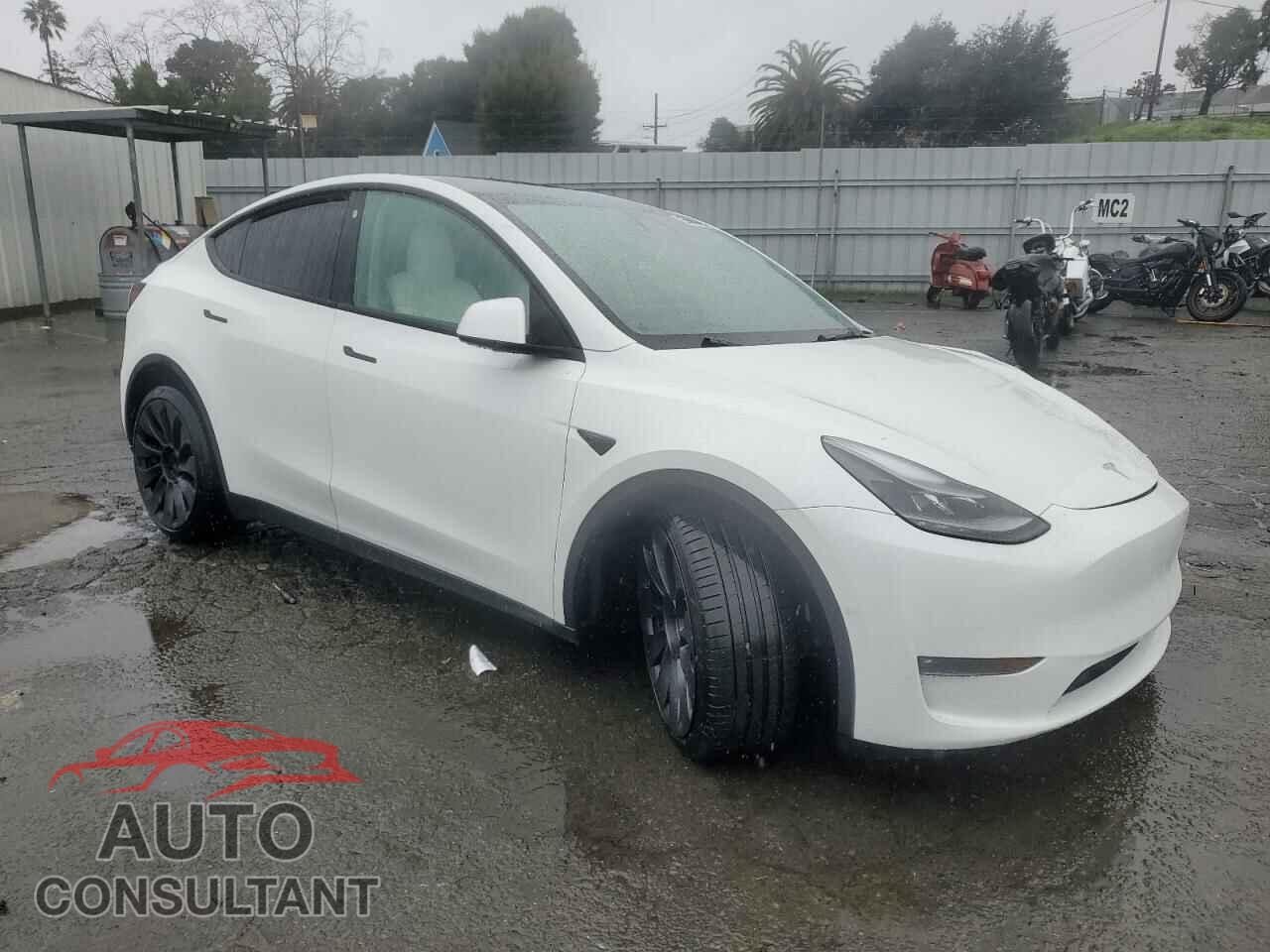 TESLA MODEL Y 2022 - 7SAYGDEFXNF413011