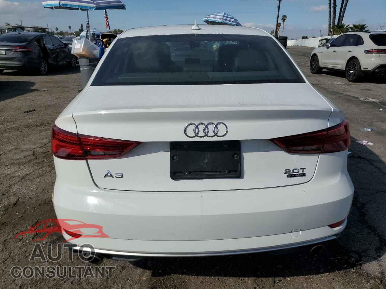 AUDI A3 2018 - WAUB8GFF3J1000914
