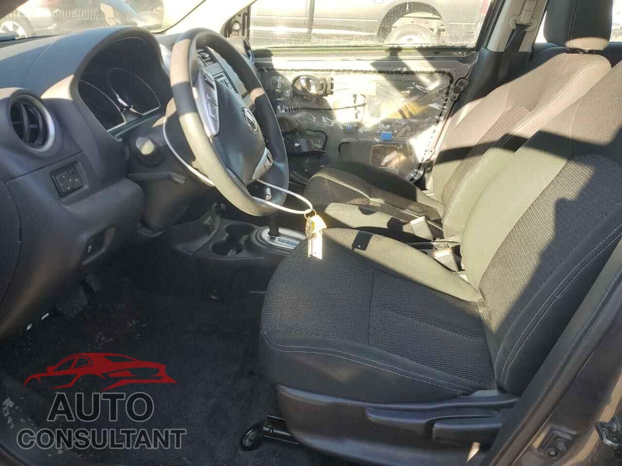 NISSAN VERSA 2018 - 3N1CN7AP8JL814200
